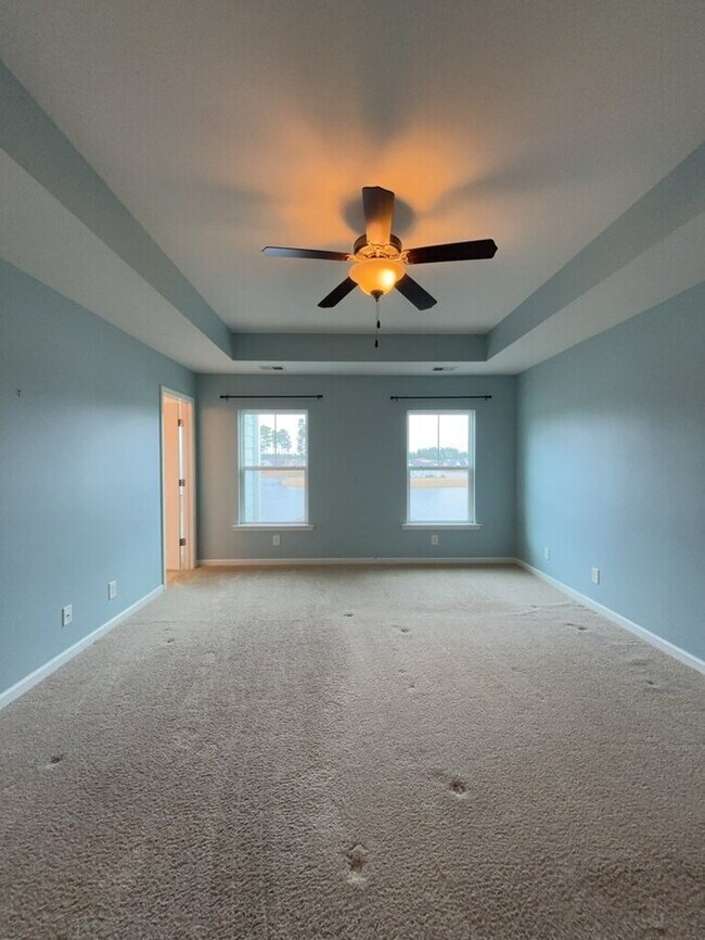 Building Photo - 292 Calm Water Way