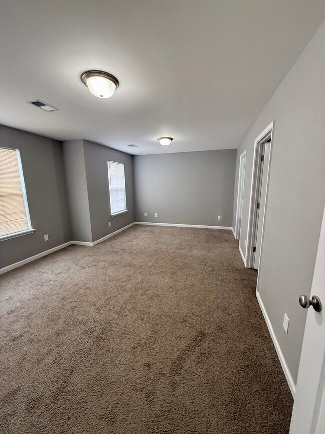 Building Photo - 2704 Hailey Rose Way