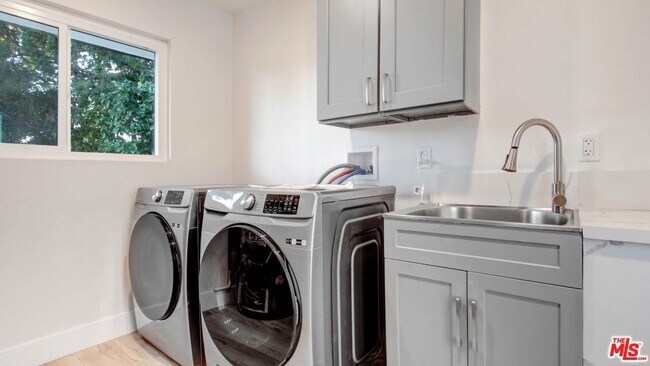 Building Photo - 24201 Burbank Blvd