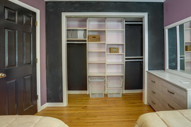 Building Photo - 22 Clayton Ave