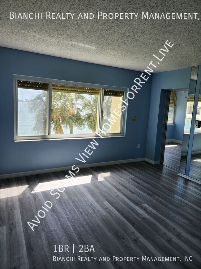 Building Photo - 4525 Cove Cir