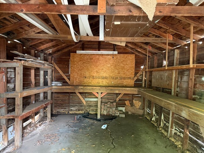 Building Photo - Available Now!!  2 bed 1 bath Near Downtown OKC