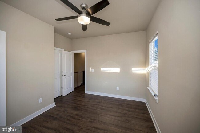 Building Photo - 100 Nestor's Pl