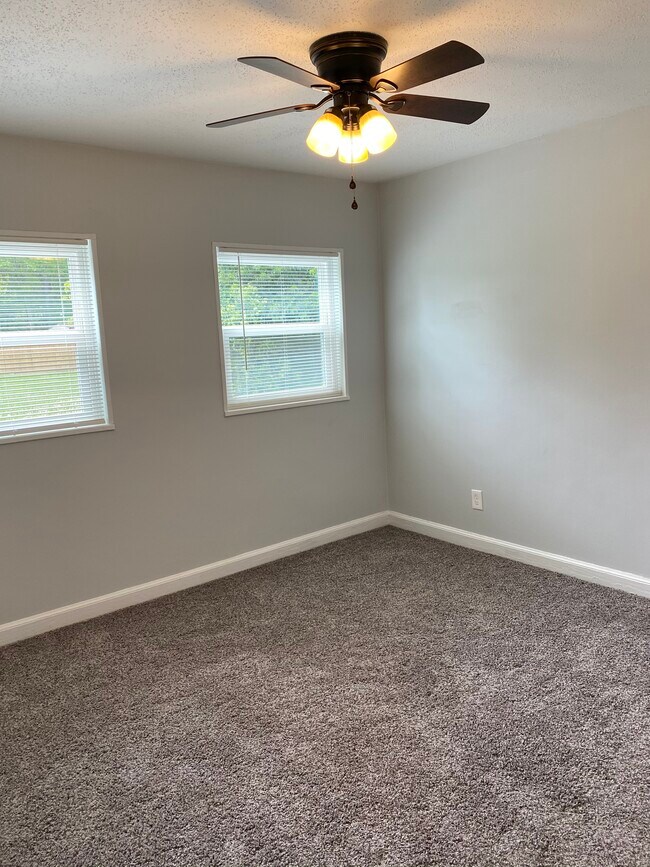 Building Photo - 3415 Gilmer Ct., Apt. B