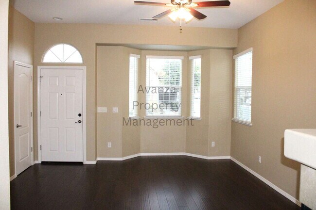 Building Photo - Home for Rent 4071 W. Peach Tree Fresno, CA 93722 Description 3 Bedroom/2 Bath Home in Fresno (Fi...