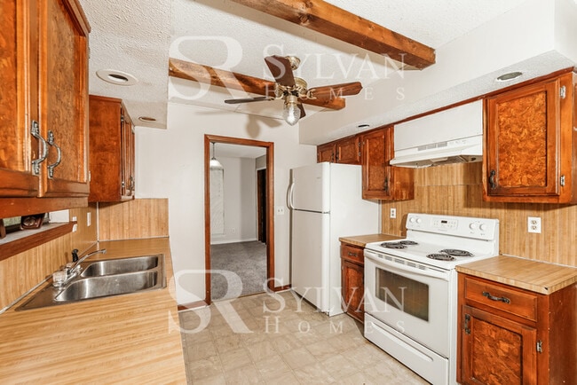 Building Photo - You will love this charming 3BR 2BA home