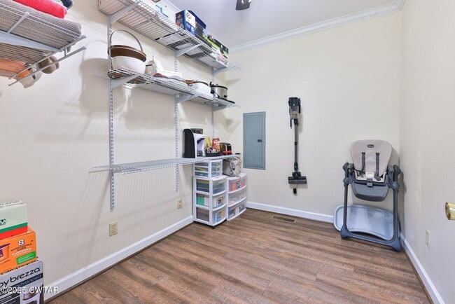 Building Photo - Beautiful Subdivision living *Lease until 7/31 Only*