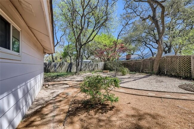 Building Photo - 9111 Marsh Dr