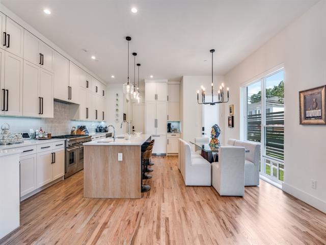 Building Photo - 4200 University Blvd