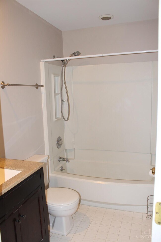 Building Photo - 9156 Dominion Cir