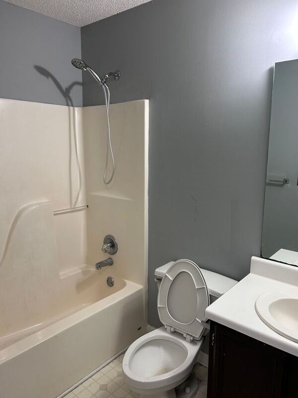 Building Photo - 6927 Brittany Ln