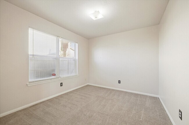 Building Photo - 6227 Sentry Park Ln