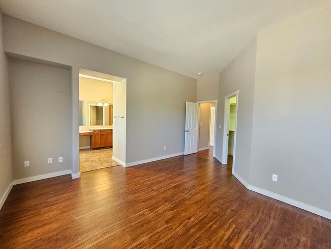 Building Photo - Gorgeous 4 Bedroom on Kiley Ranch