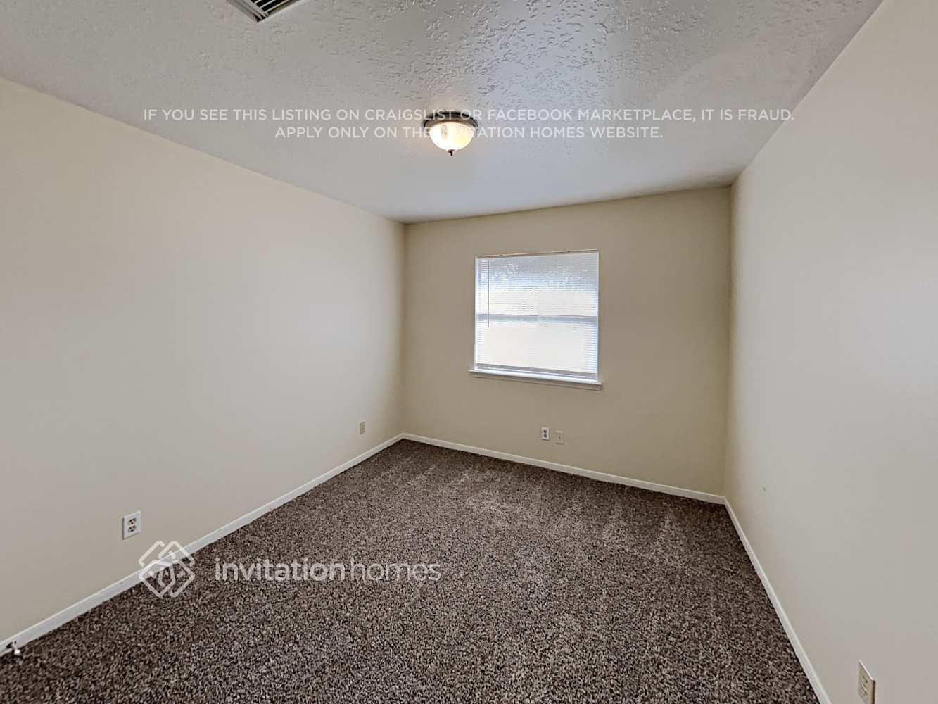 Building Photo - 17515 Glenmark Dr