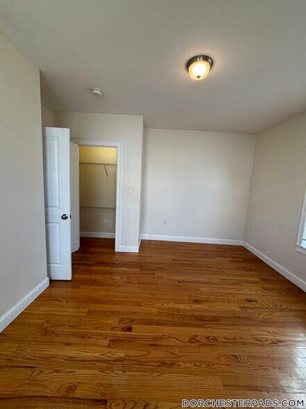 Building Photo - 9 Nottingham St