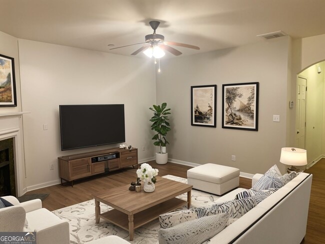 Building Photo - 3369 Marla Blvd NW