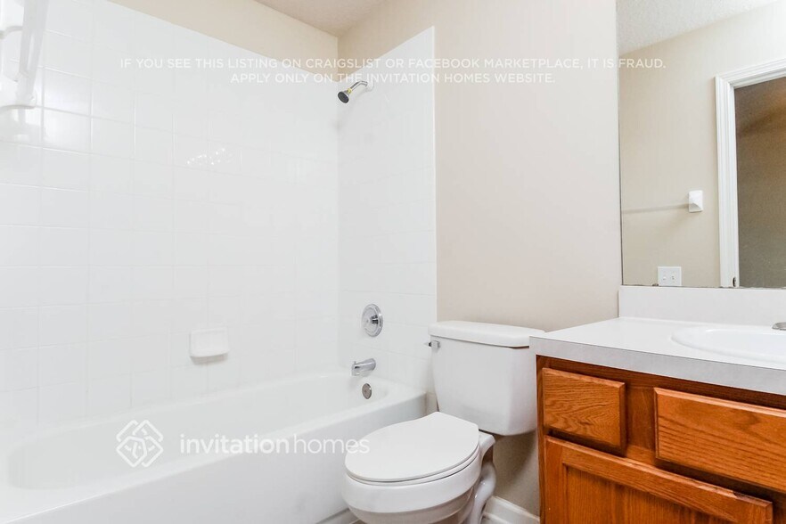Building Photo - 11632 Tropical Isle Ln