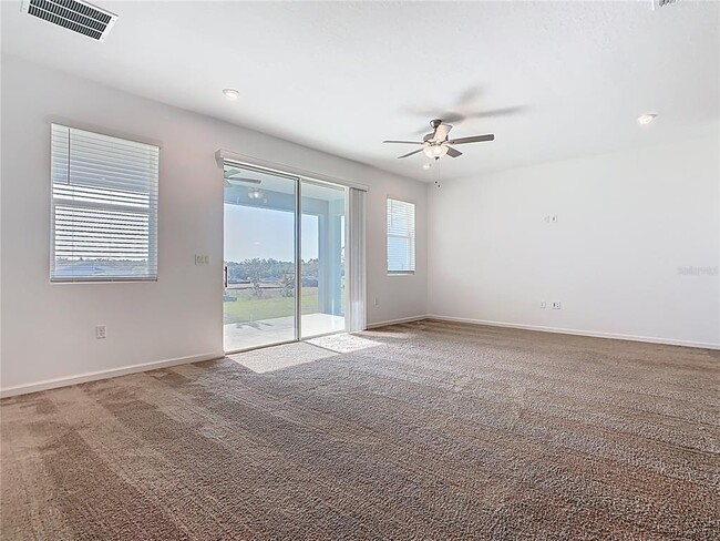 Building Photo - 1043 Lakeshore Breeze Pl
