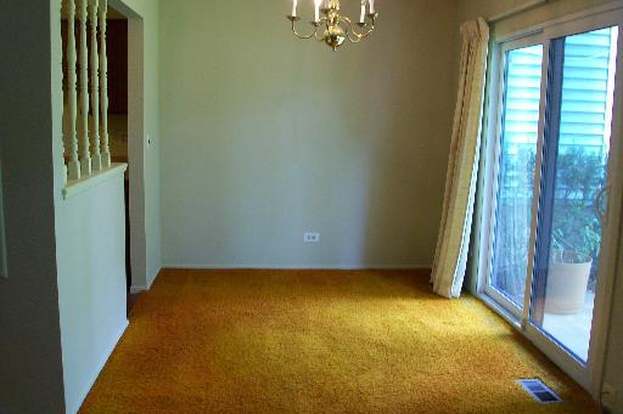 Building Photo - 1546 Williamsburg Dr