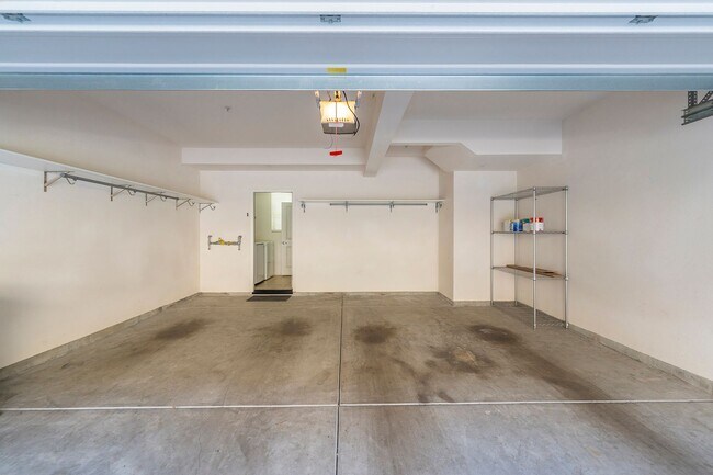 Building Photo - Ocean, #104