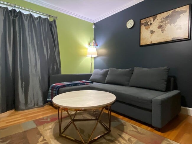 Building Photo - Modern 2Br-1.5Ba Townhouse in East Weymouth