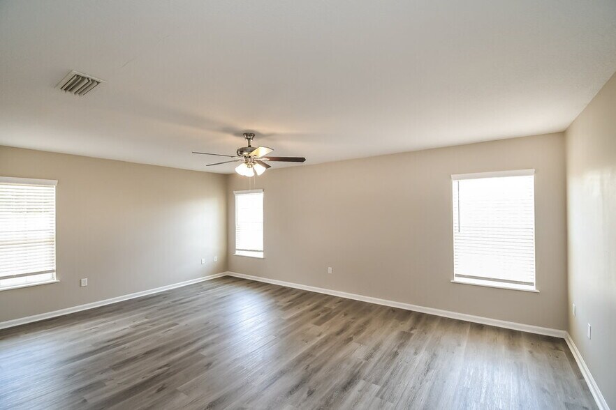 Building Photo - 11504 Bonnie Lakes Ct
