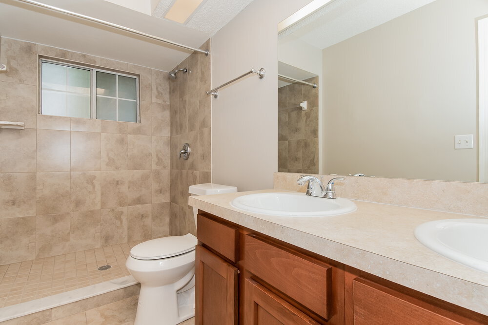 Building Photo - 7410 Carriage Side Ct