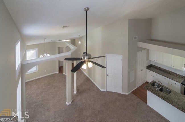 Building Photo - 145 Courtyard Dr