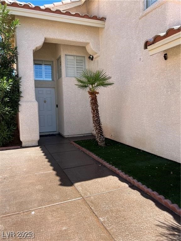 Building Photo - 6996 Wine River Dr