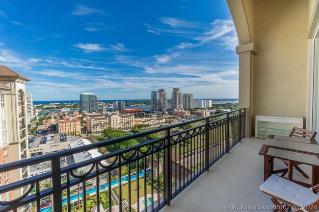 Building Photo - 550 Okeechobee Blvd