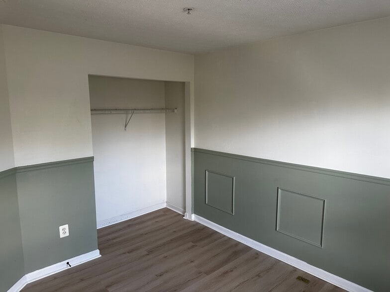 Building Photo - 4675 Harrier Way