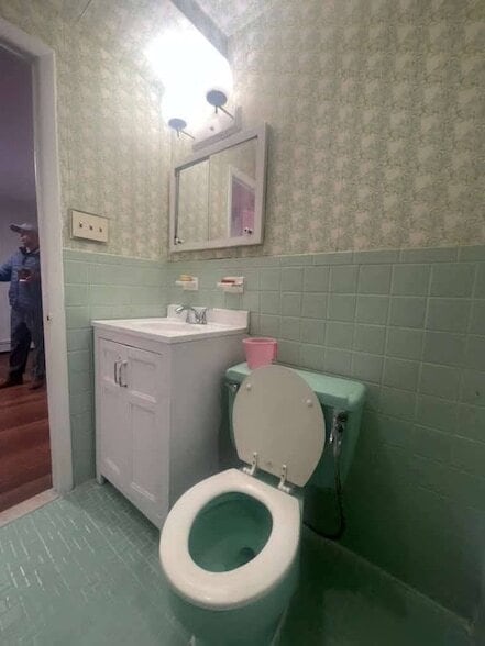 Building Photo - 43 Valerie Dr