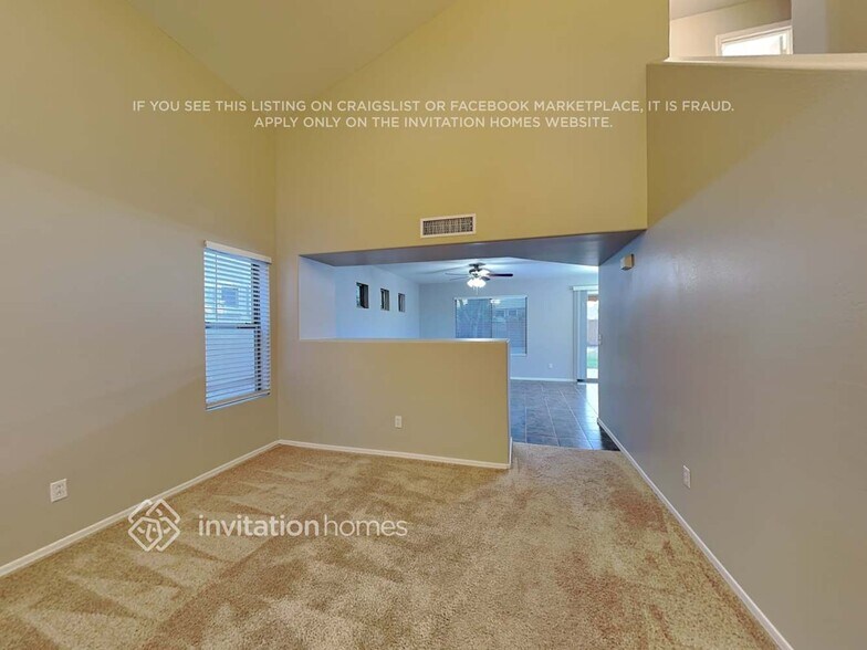 Building Photo - 1906 W Appaloosa Way