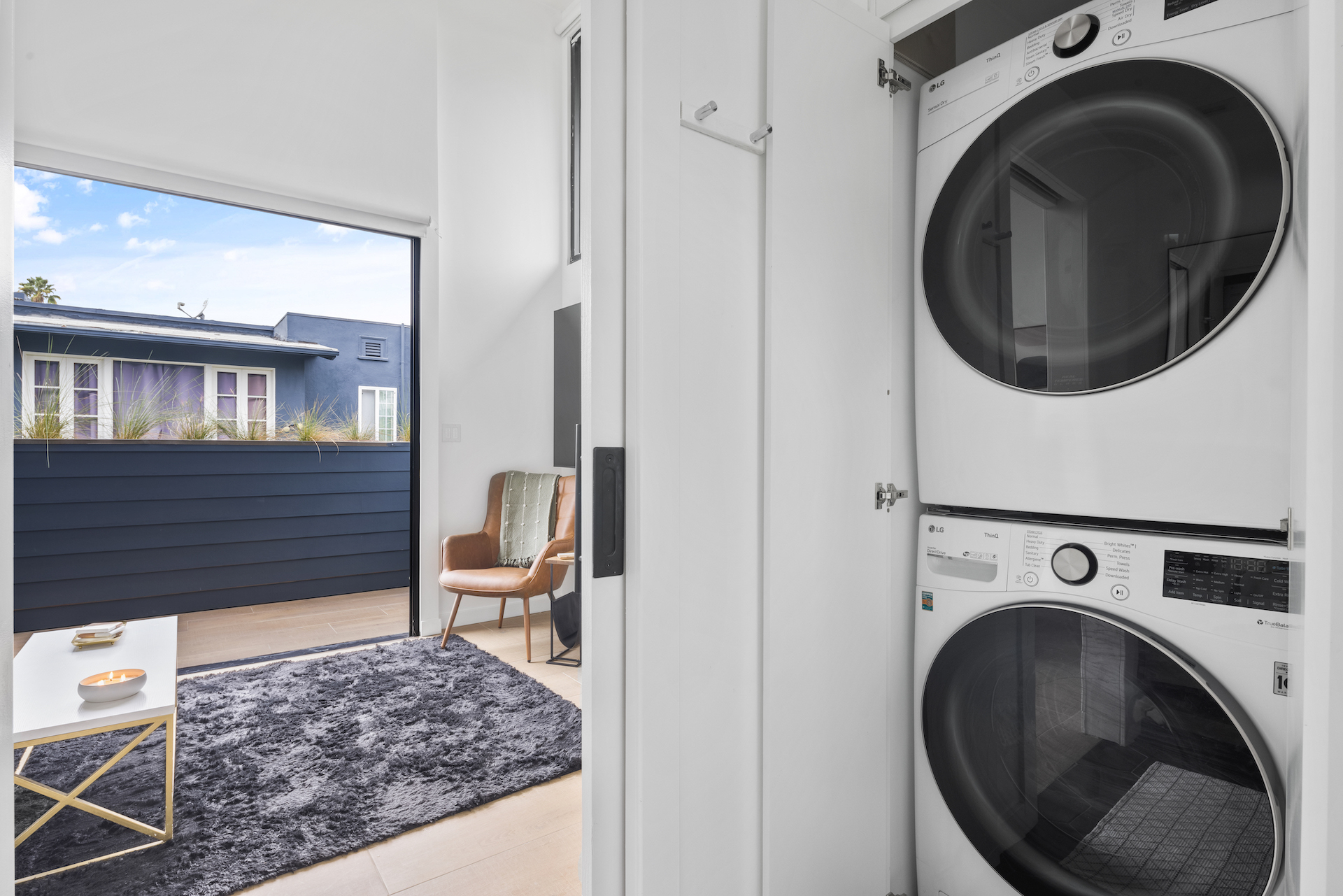 Washer Dryer - 144 S Wilton Pl