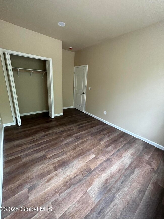Building Photo - 4209 Menga Dr