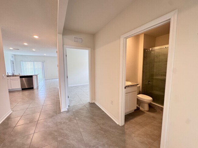 Building Photo - 325 Meadowbrook Blvd