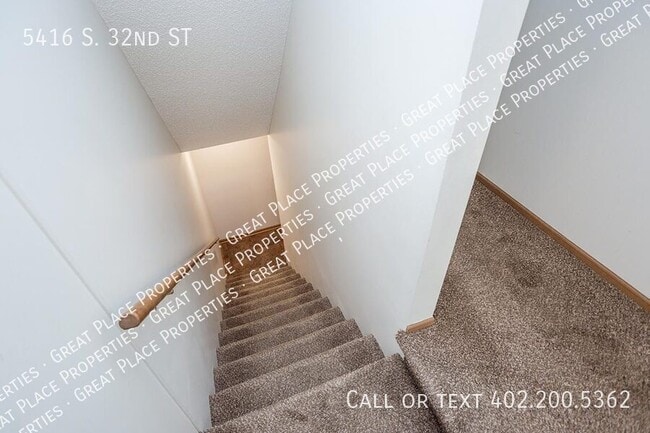 Building Photo - 5416 S 32nd St