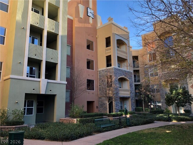 Building Photo - 68 E Serene Ave