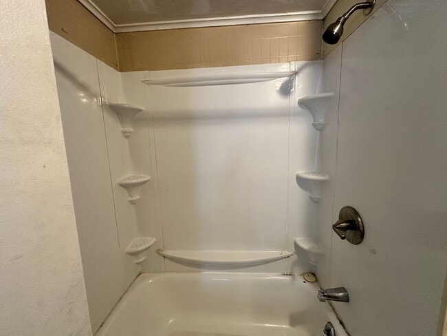 Building Photo - 337-343 Parker Street