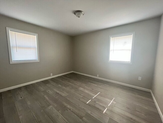 Interior Photo - Eisenhower Apartments