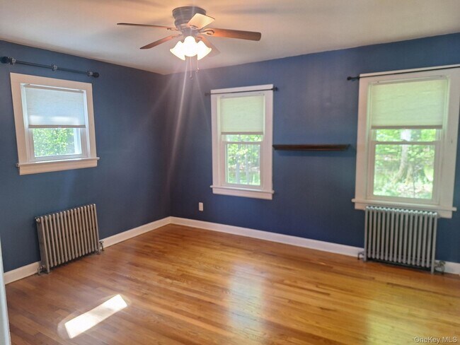 Building Photo - 101 Gatto Ln