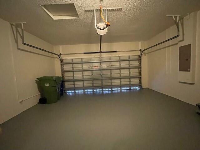 Building Photo - 1156 Chinaberry Dr