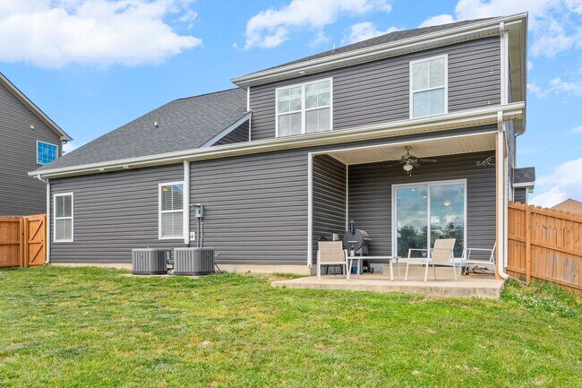 Building Photo - 1116 Eagle's View Dr