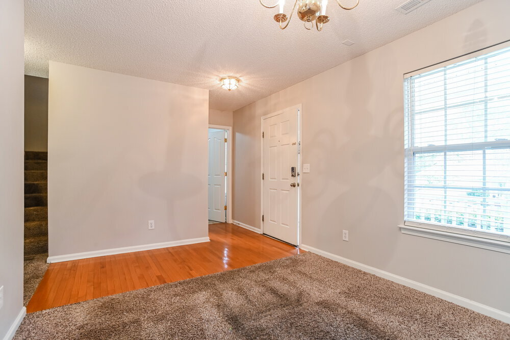 Building Photo - 9361 Golden Pond Dr