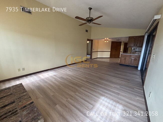 Building Photo - 7935 Timberlake Dr