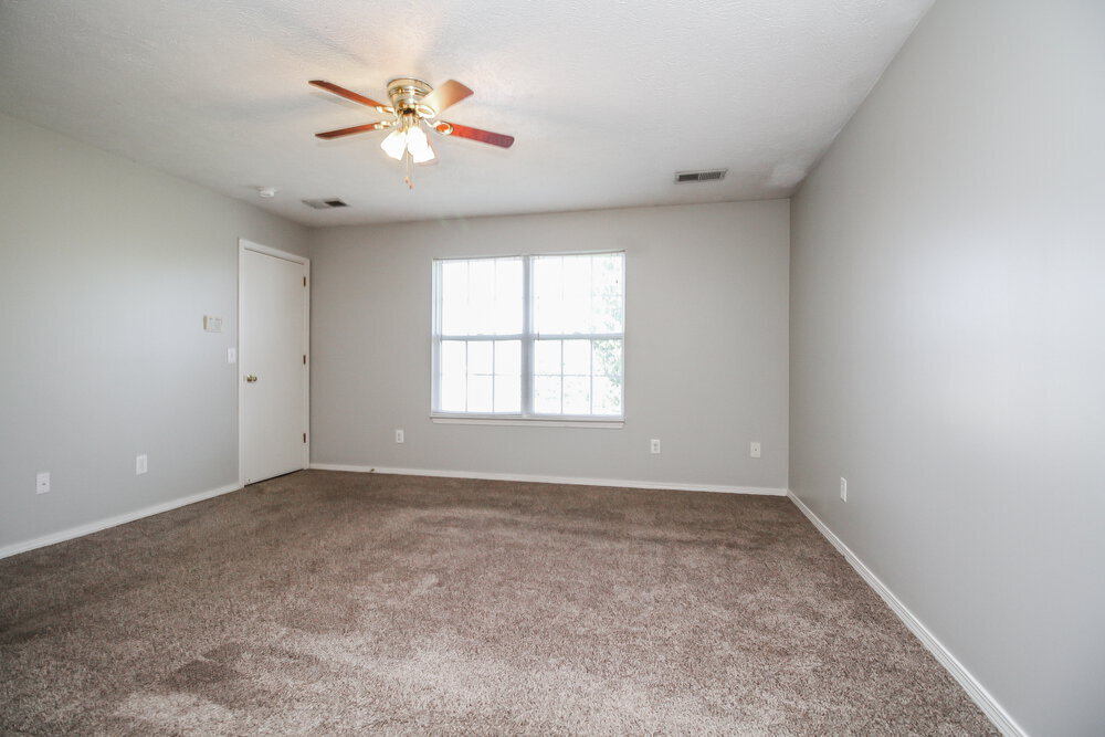 Building Photo - 1627 Jo Ann Dr