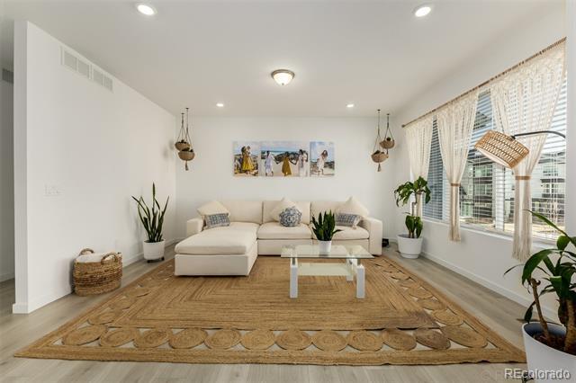 Building Photo - 16722 Umatilla St