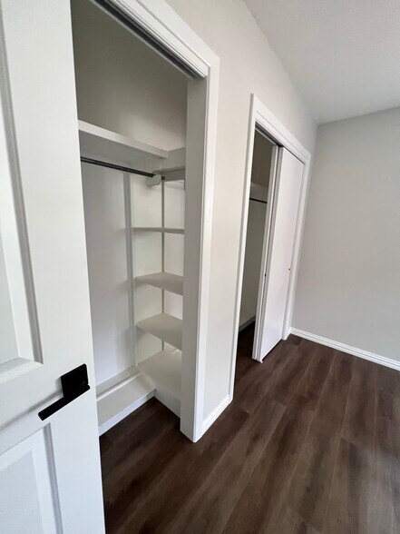 Bedroom 2 - 6403 Dreyfuss Rd