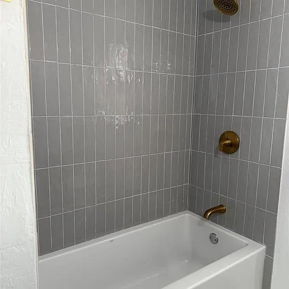 Building Photo - 1123 W Brooks St