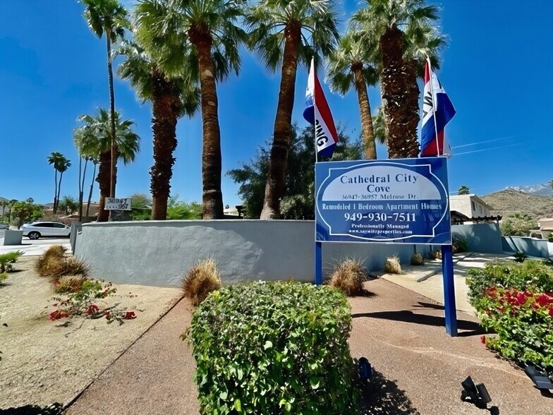 Building Photo - 36947 Melrose Dr